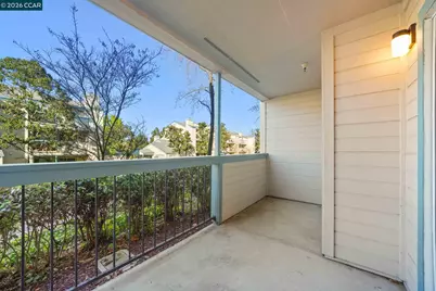 1430 Bel Air Dr #103, Concord, CA 94521 - Photo 19