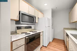 1430 Bel Air Dr, Concord, CA 94521 - Photo 7