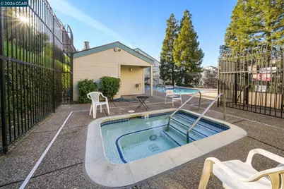 1430 Bel Air Dr #103, Concord, CA 94521 - Photo 23