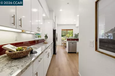 501 Falconwood Ct, Walnut Creek, CA 94595 - Photo 11