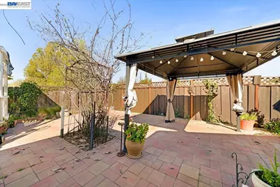 5954 Running Hills Ave, Livermore, CA 94551 - Photo 17