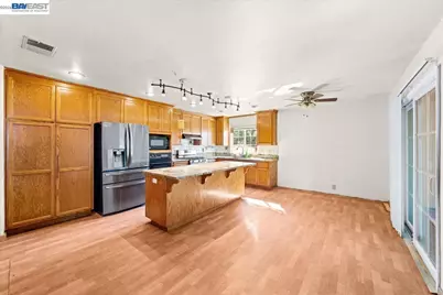 5954 Running Hills Ave, Livermore, CA 94551 - Photo 5