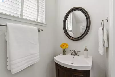 399 Bundy Ave, San Jose, CA 95117 - Photo 17