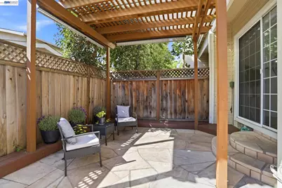 399 Bundy Ave, San Jose, CA 95117 - Photo 35