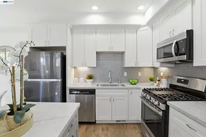 399 Bundy Ave, San Jose, CA 95117 - Photo 11