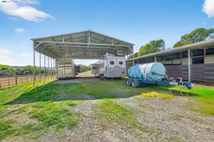 10700 Foothill Rd, Sunol, CA 94586 - Photo 7