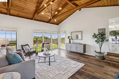 11448 Lochard St, Oakland, CA 94605 - Photo 35