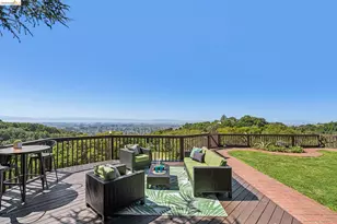 11448 Lochard St, Oakland, CA 94605 - Photo 49