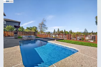 11495 Silvergate Dr, Dublin, CA 94568 - Photo 39