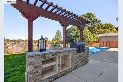 11495 Silvergate Dr, Dublin, CA 94568 - Photo 35