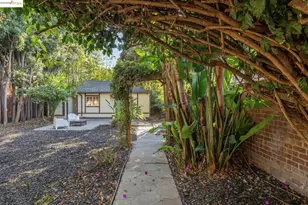 2749 17th St, Oakland, CA 94601 - Photo 23