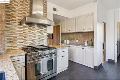 2749 17th St, Oakland, CA 94601 - Photo 11