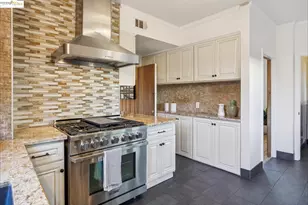 2749 17th St, Oakland, CA 94601 - Photo 11