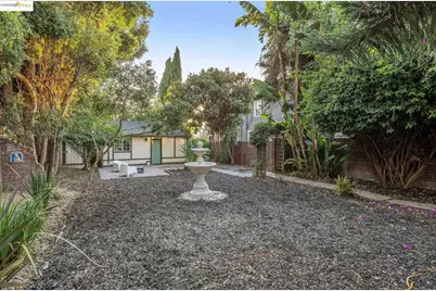 2749 17th St, Oakland, CA 94601 - Photo 29