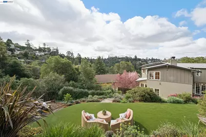 942 Aquarius Way, Oakland, CA 94611 - Photo 51