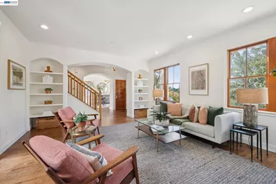 942 Aquarius Way, Oakland, CA 94611 - Photo 7