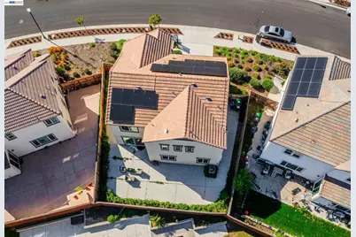 2891 Reyva Dhillon Ln, Tracy, CA 95377 - Photo 39