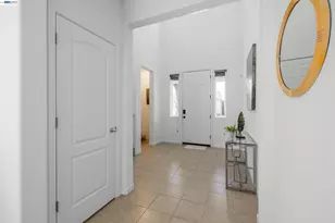 2891 Reyva Dhillon Ln, Tracy, CA 95377 - Photo 13