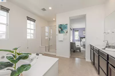 2891 Reyva Dhillon Ln, Tracy, CA 95377 - Photo 23