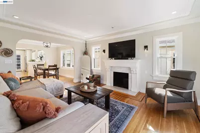 5146 Camden St, Oakland, CA 94619 - Photo 3