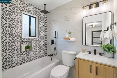 1920 Linden St, Oakland, CA 94607 - Photo 17