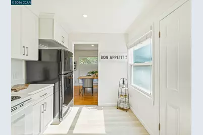 9 Clotilda Ct, Mill Valley, CA 94941 - Photo 17