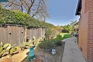 4028 Kirk Rd, San Jose, CA 95124 - Photo 29