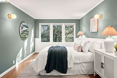 6272 Clive Avenue, Oakland, CA 94611 - Photo 25