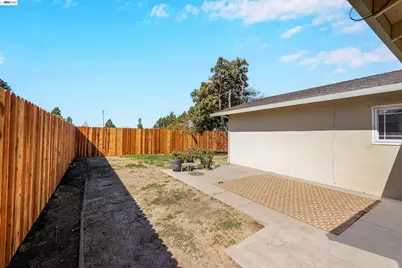6241 Cotton Ave, Newark, CA 94560 - Photo 35