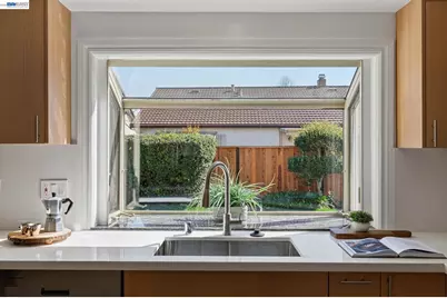 330 Tampa Ct, Foster City, CA 94404 - Photo 15