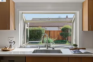 330 Tampa Ct, Foster City, CA 94404 - Photo 15