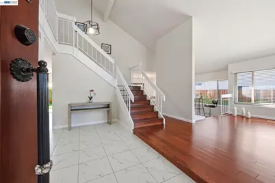 330 Tampa Ct, Foster City, CA 94404 - Photo 5