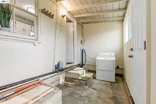 16035 Via Descanso, San Lorenzo, CA 94580 - Photo 21