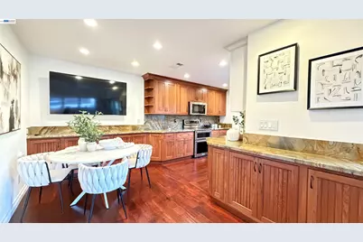 7272 Cronin Cir, Dublin, CA 94568 - Photo 5