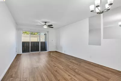 900 Southampton 142, Benicia, CA 94510 - Photo 9