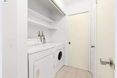 2575 Easton Way #87, San Jose, CA 95133 - Photo 25