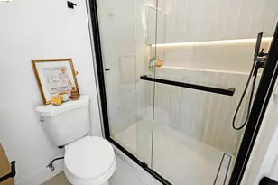 3654 39th Ave, Oakland, CA 94619 - Photo 25