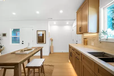 3654 39th Ave, Oakland, CA 94619 - Photo 7
