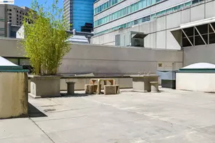 989 Webster St, Oakland, CA 94601 - Photo 33