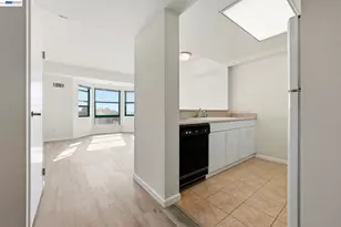 989 Webster St, Oakland, CA 94601 - Photo 5