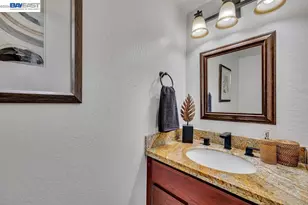 21917 Nugget Canyon Dr, Castro Valley, CA 94552 - Photo 17