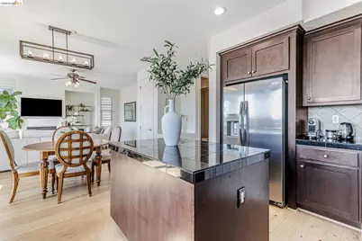 104 Seacliff Court, Richmond, CA 94801 - Photo 5