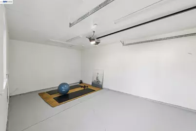 725 Alameda De Las Pulgas, San Mateo, CA 94601 - Photo 37