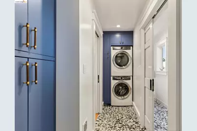 633 Moraga Ave, Piedmont, CA 94611 - Photo 27