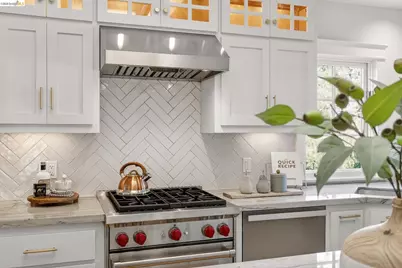 633 Moraga Ave, Piedmont, CA 94611 - Photo 11