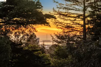 633 Moraga Ave, Piedmont, CA 94611 - Photo 45