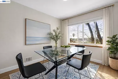 17676 Garland Ct, Castro Valley, CA 94546 - Photo 5