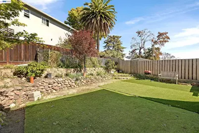 17676 Garland Ct, Castro Valley, CA 94546 - Photo 23