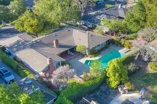 1785 Holly Ave, Menlo Park, CA 94025 - Photo 51