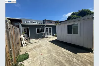896 Lausanne Avenue, Daly City, CA 94014 - Photo 19